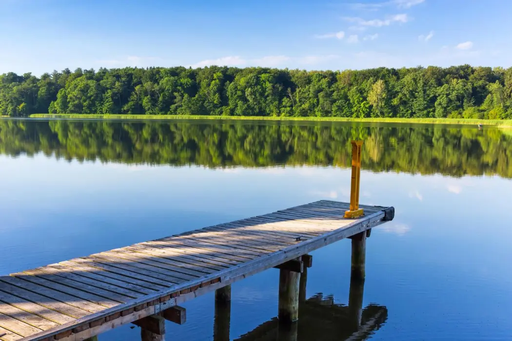 Przeprowadzka na Mazury. Co będzie lepsze dom czy apartament?