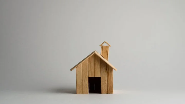 Grafika promocyjna wydarzenia Kurs Budowy Domu Drewnianego – praktyczny 2‑dniowy kurs w Piasecznie