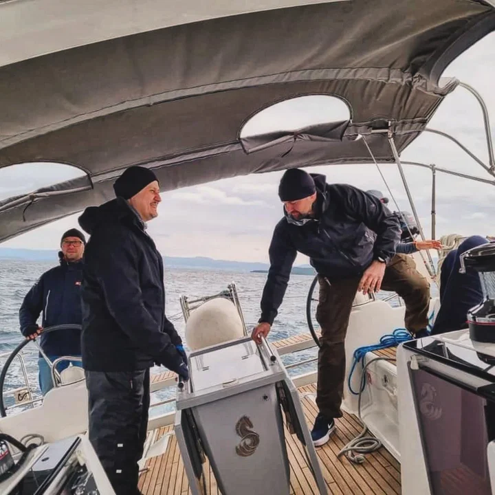 Grafika promocyjna wydarzenia Kurs skiperski - manewrówka: tydzień praktyki przed czarterem