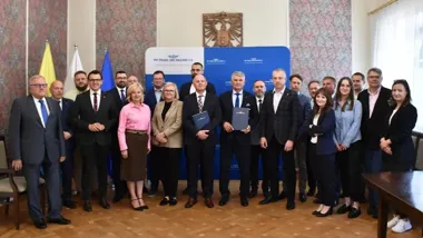 Pociągi pasażerskie wracają nad Wisłę. Góra Kalwaria czeka na przełom