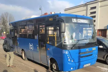 L16 wraca na stałą trasę po zakończeniu robót na ul. Okrzewskiej