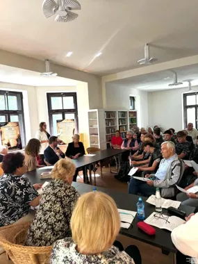 Willa Gryf przyciąga tłumy. Biblioteka ma już 15 tysięcy książek