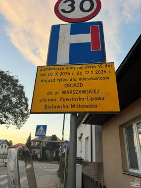 Cała ul. Ścienna zamknięta dla ruchu. Utrudnienia w Bielawie