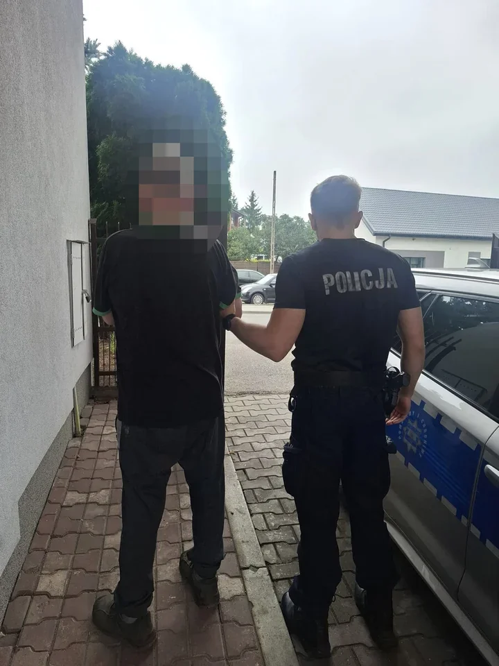 Prawie 3 promile i łapówka dla policjantów - zatrzymanie w Tarczynie