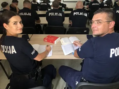 W drodze na strzelnicę usłyszeli krzyk. Kursanci ruszyli na pomoc