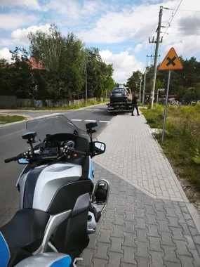 Nietrzeźwy kierowca oferował policjantom 8 tysięcy złotych w Piasecznie