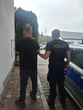 Prawie 3 promile i łapówka dla policjantów - zatrzymanie w Tarczynie