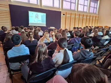 Rower, telefon i hejt - uczniowie z Mrokowa usłyszeli twarde ostrzeżenie
