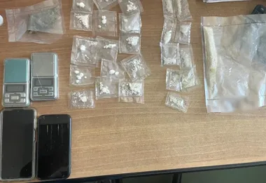 Marihuana i amfetamina w mieszkaniu w Piasecznie - 33-latek z zarzutem