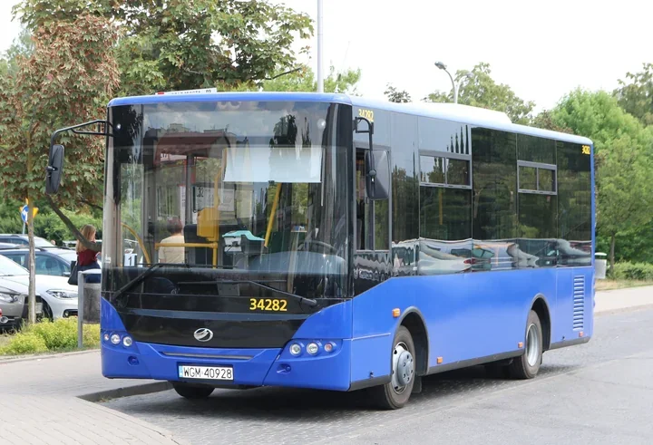L43 zastąpi L33. Nowy autobus połączy Józefosław i Julianów ze stacją PKP