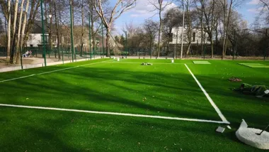 Józefosławskie boisko jest już na finiszu i zaraz przyjmie pierwszych graczy