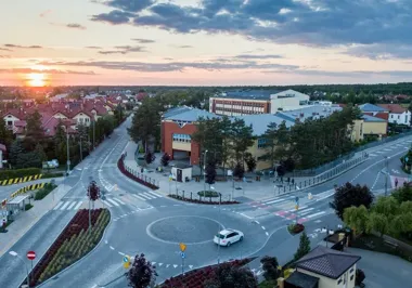 Druga siedziba szkoły w Józefosławiu nie ruszy we wrześniu
